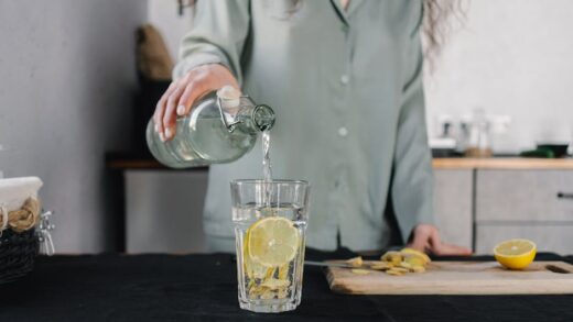 Illusztráció: Mikhail Nilov